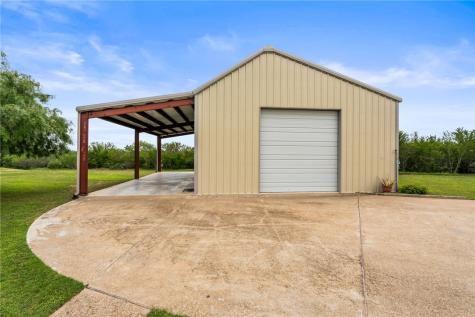 318 House Avenue Sandia TX 78383