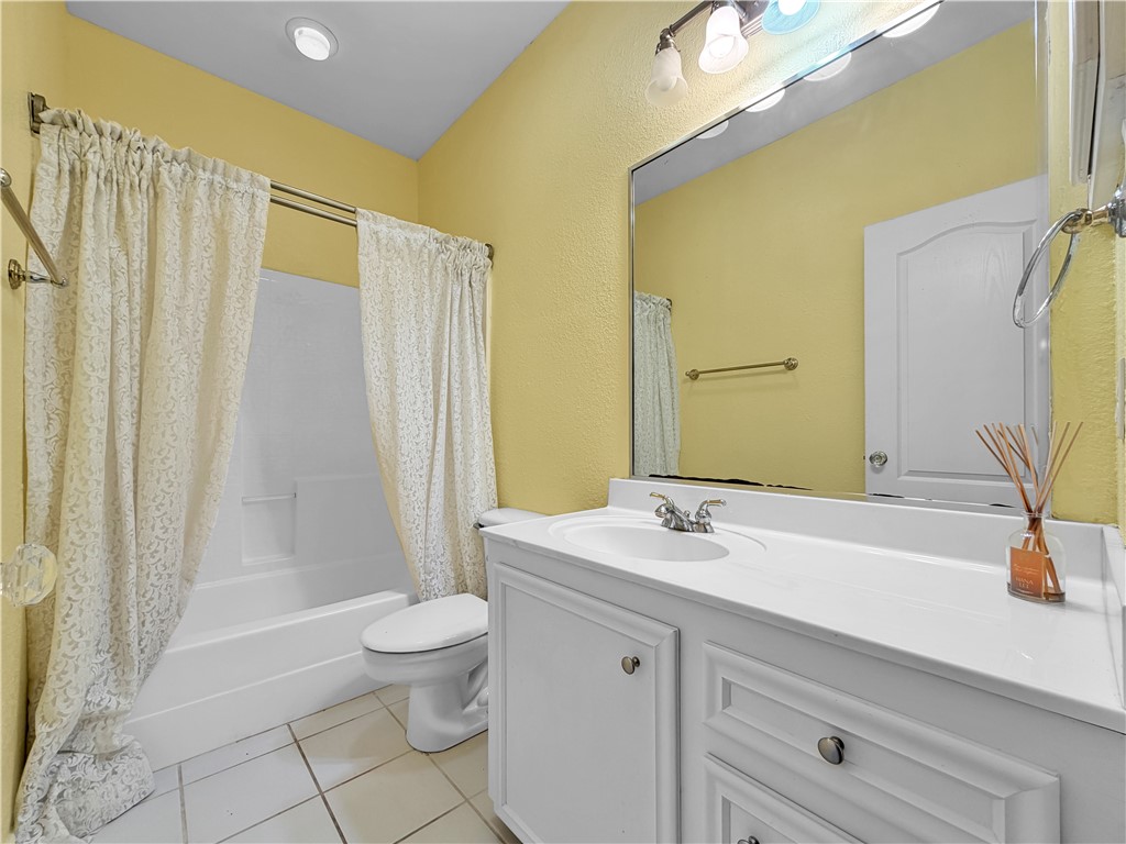 4502 Thoreau Corpus Christi TX 78410