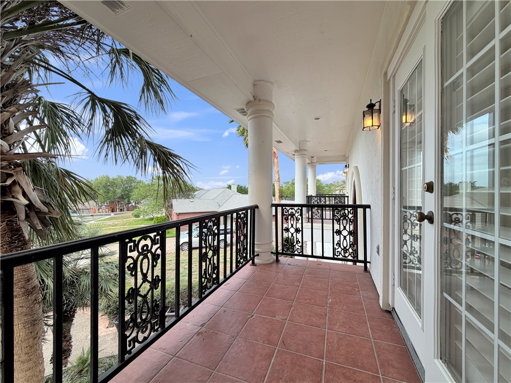 4502 Thoreau Corpus Christi TX 78410