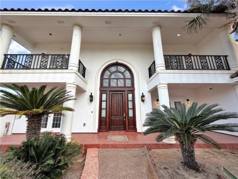 4502 Thoreau Corpus Christi TX 78410