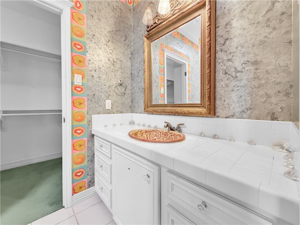 4502 Thoreau Corpus Christi TX 78410