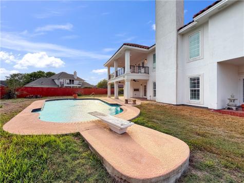4502 Thoreau Corpus Christi TX 78410