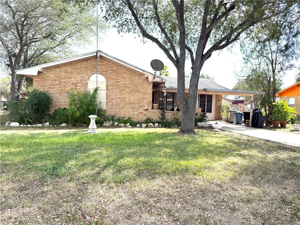 605 W Panpama Drive San Diego TX 78384