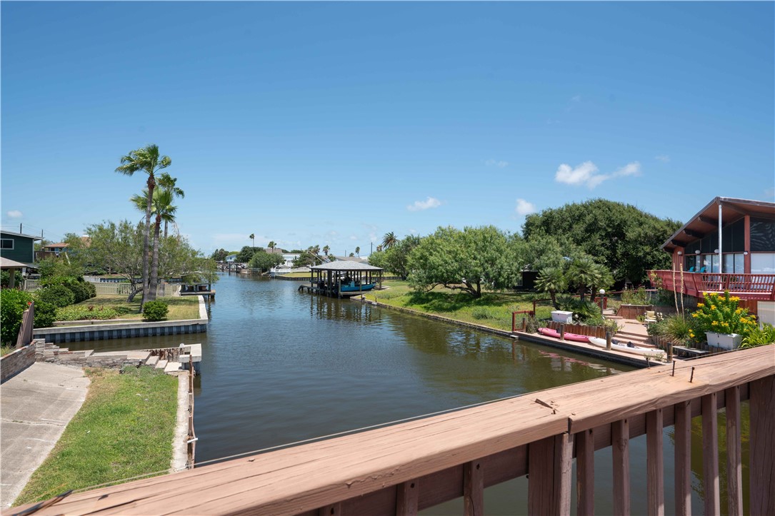 3313 Laguna Shores Corpus Christi TX 78418