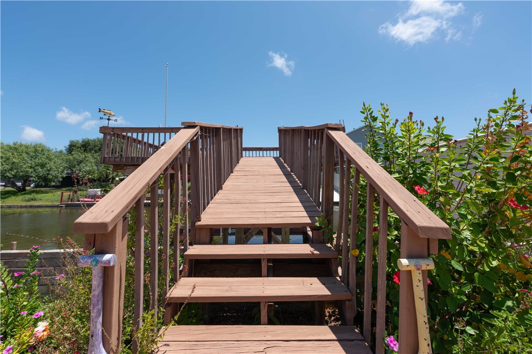 3313 Laguna Shores Corpus Christi TX 78418