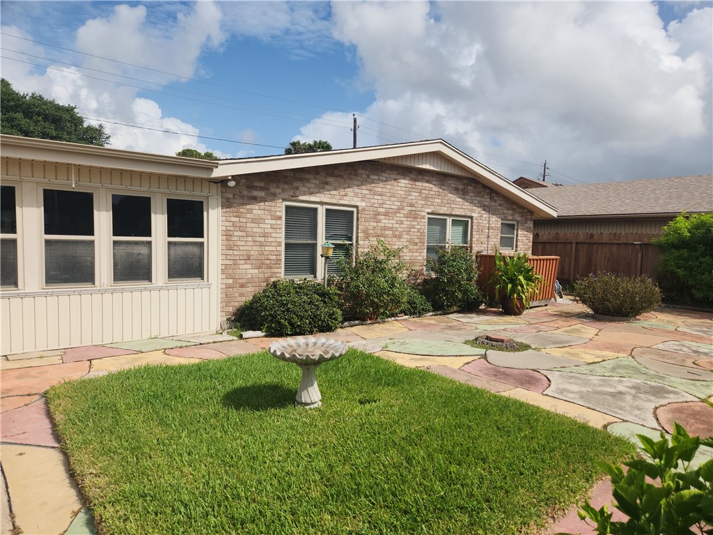 3313 Laguna Shores Corpus Christi TX 78418