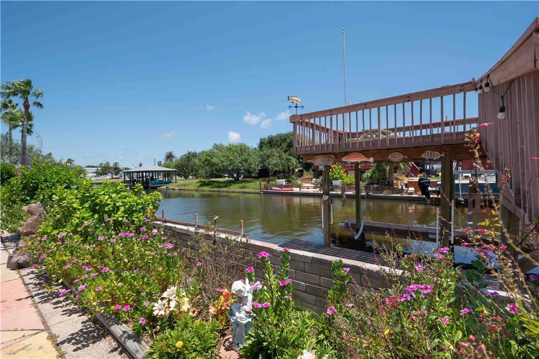3313 Laguna Shores Corpus Christi TX 78418