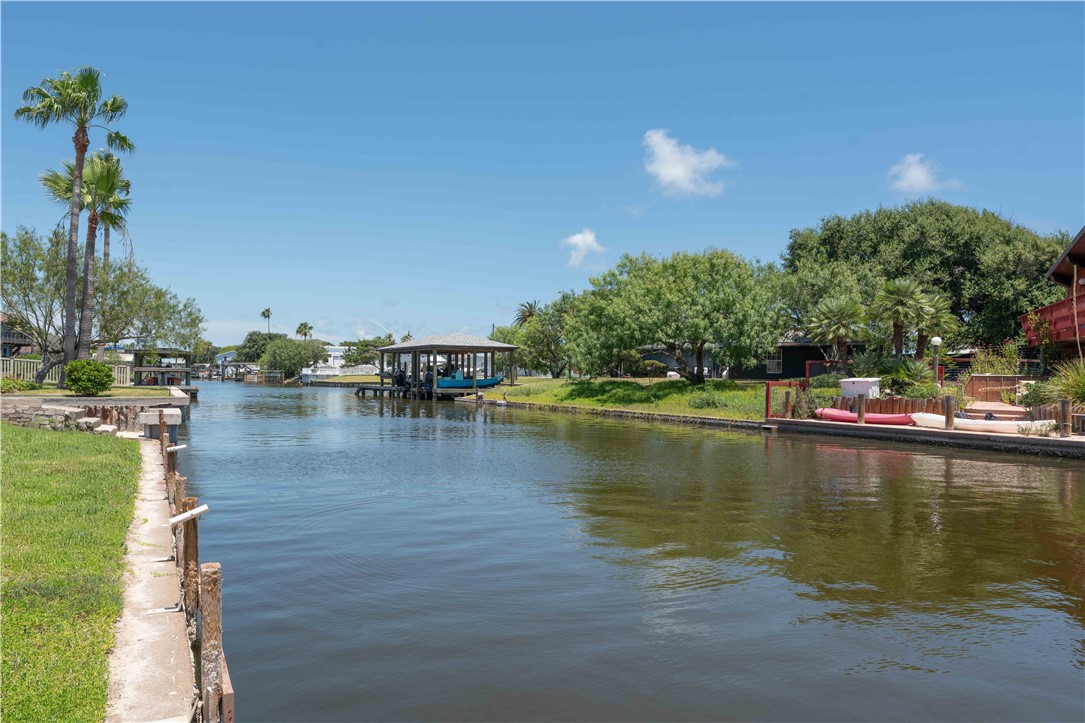 3313 Laguna Shores Corpus Christi TX 78418