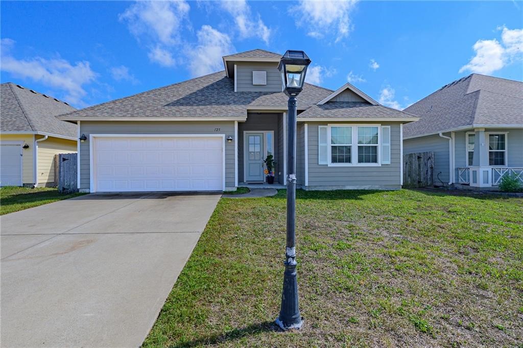 125 Shadow Moss Rockport TX 78382