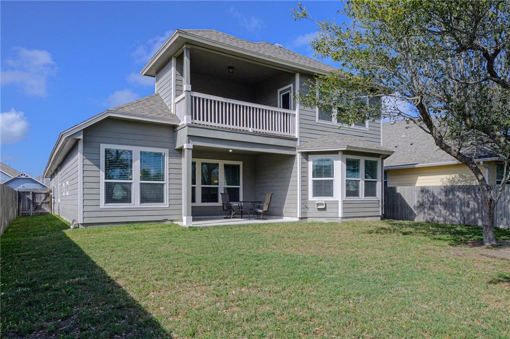 125 Shadow Moss Rockport TX 78382