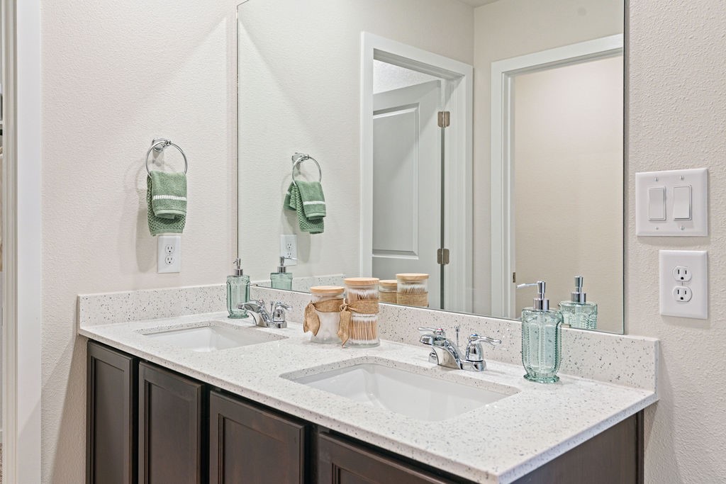 2661 Eltonne Garden Drive Corpus Christi TX 78415