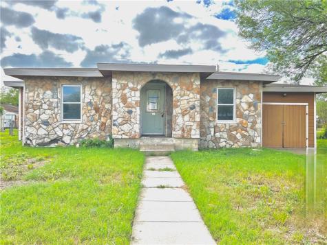 609 S Lantana Drive Kingsville TX 78363