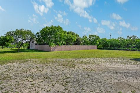 118 Agape Drive Woodsboro TX 78393