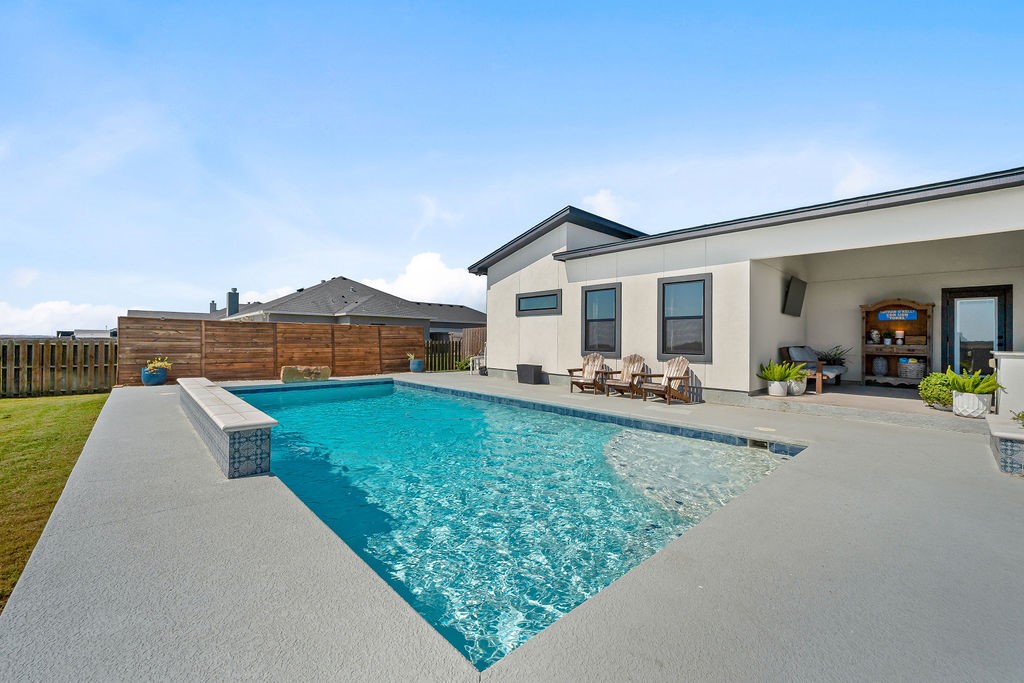 2326 Loxley Drive Corpus Christi TX 78415