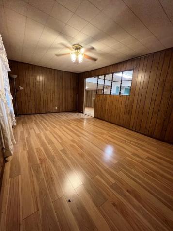 604 SW 9th Street Premont TX 78375