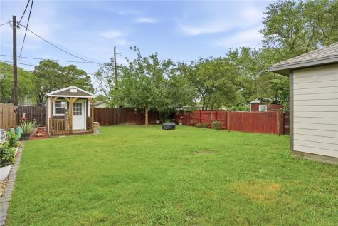 150 N 9th Street Aransas Pass TX 78336