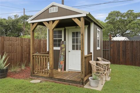150 N 9th Street Aransas Pass TX 78336