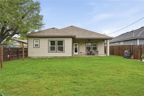 150 N 9th Street Aransas Pass TX 78336
