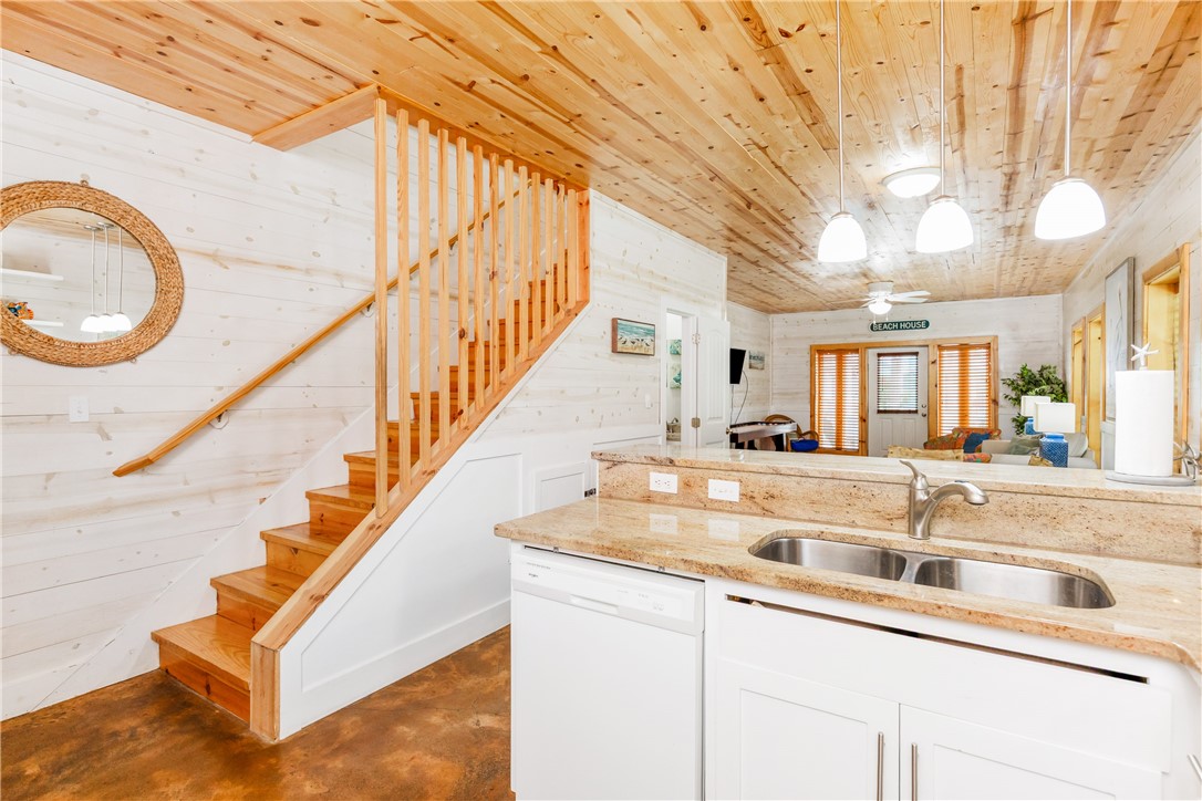 2120 S 11th Street 401 Port Aransas TX 78373