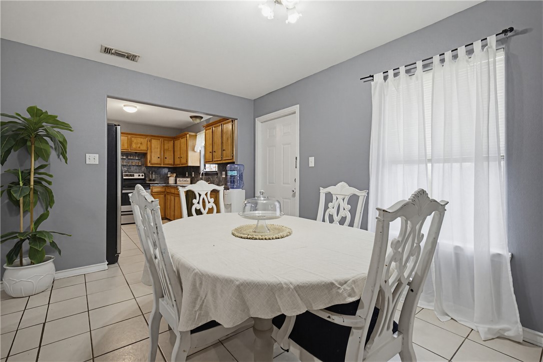 5834 Skylark Drive Corpus Christi TX 78408