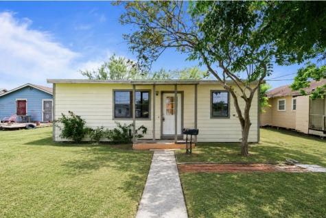 210 Tarlton Street Corpus Christi TX 78415