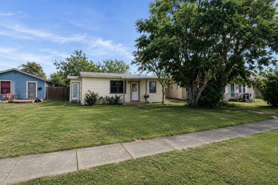 210 Tarlton Street Corpus Christi TX 78415