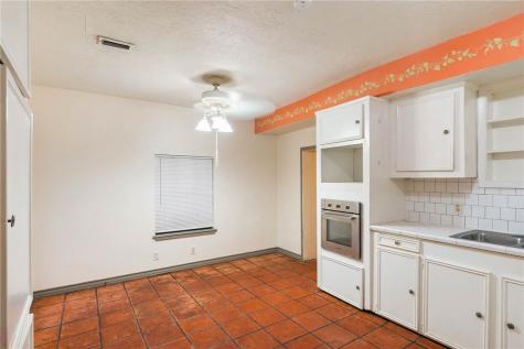 210 Tarlton Street Corpus Christi TX 78415