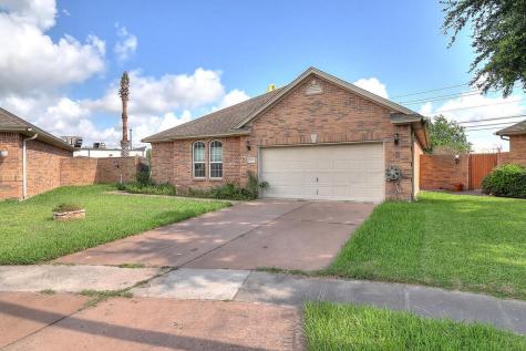 7505 Bon Soir Corpus Christi TX 78414
