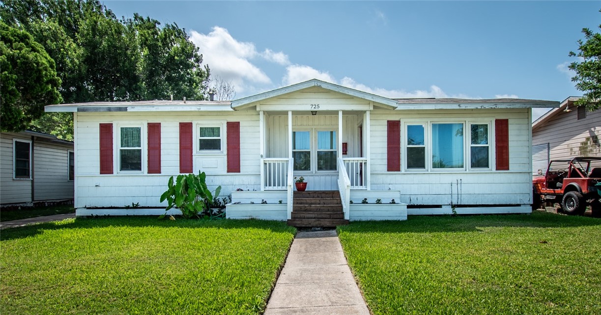 725 Pennington Drive Corpus Christi TX 78412