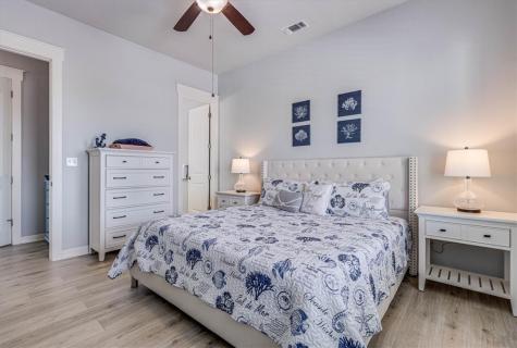 305 Sailhouse Way Rockport TX 78382