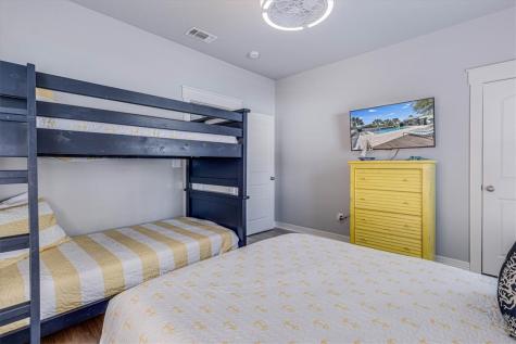 305 Sailhouse Way Rockport TX 78382