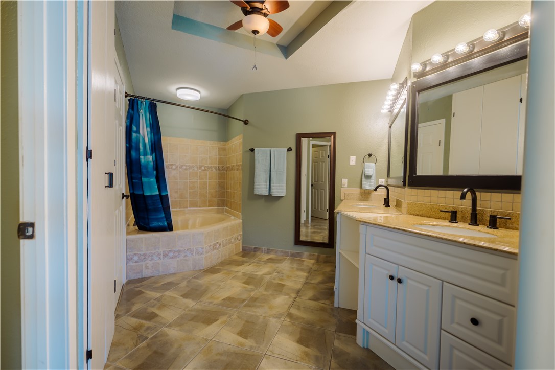 14965 Schooner Drive Corpus Christi TX 78418