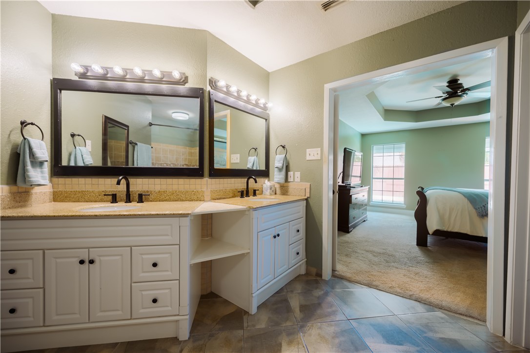 14965 Schooner Drive Corpus Christi TX 78418