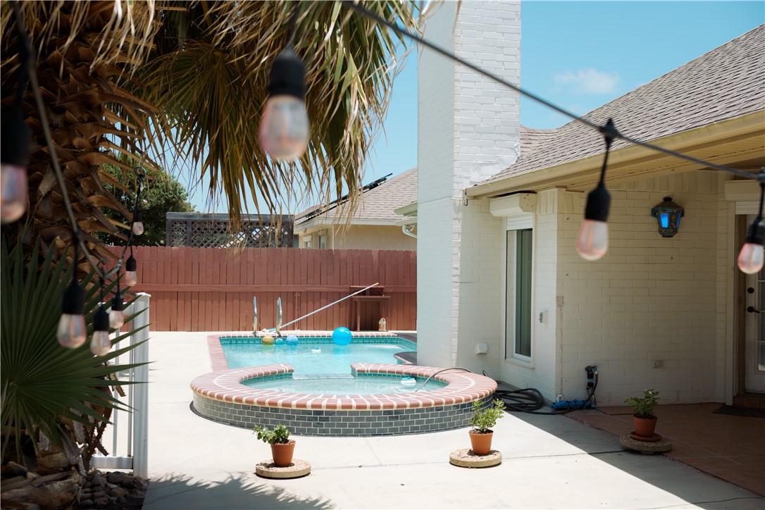 14965 Schooner Drive Corpus Christi TX 78418