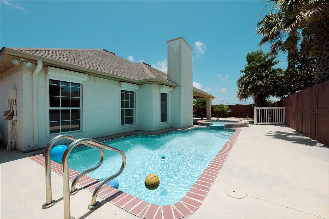 14965 Schooner Drive Corpus Christi TX 78418