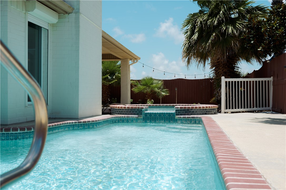 14965 Schooner Drive Corpus Christi TX 78418