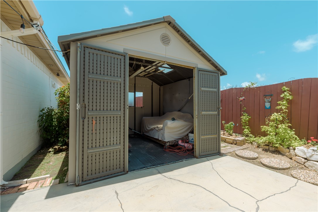 14965 Schooner Drive Corpus Christi TX 78418