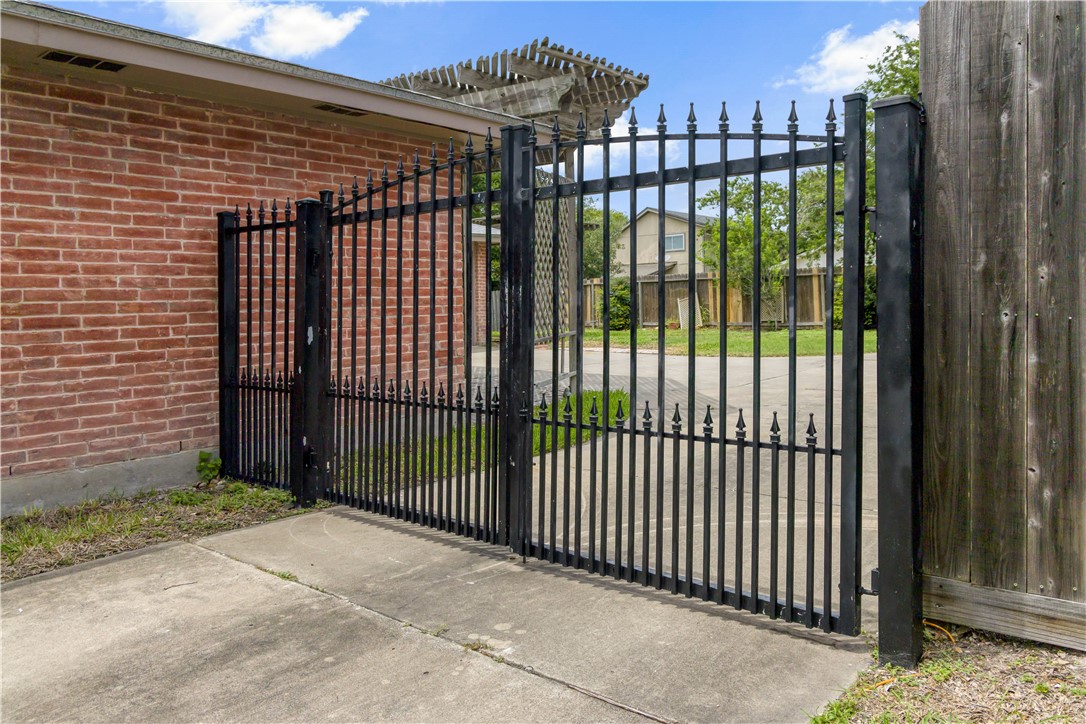 4530 Snead Drive Corpus Christi TX 78413