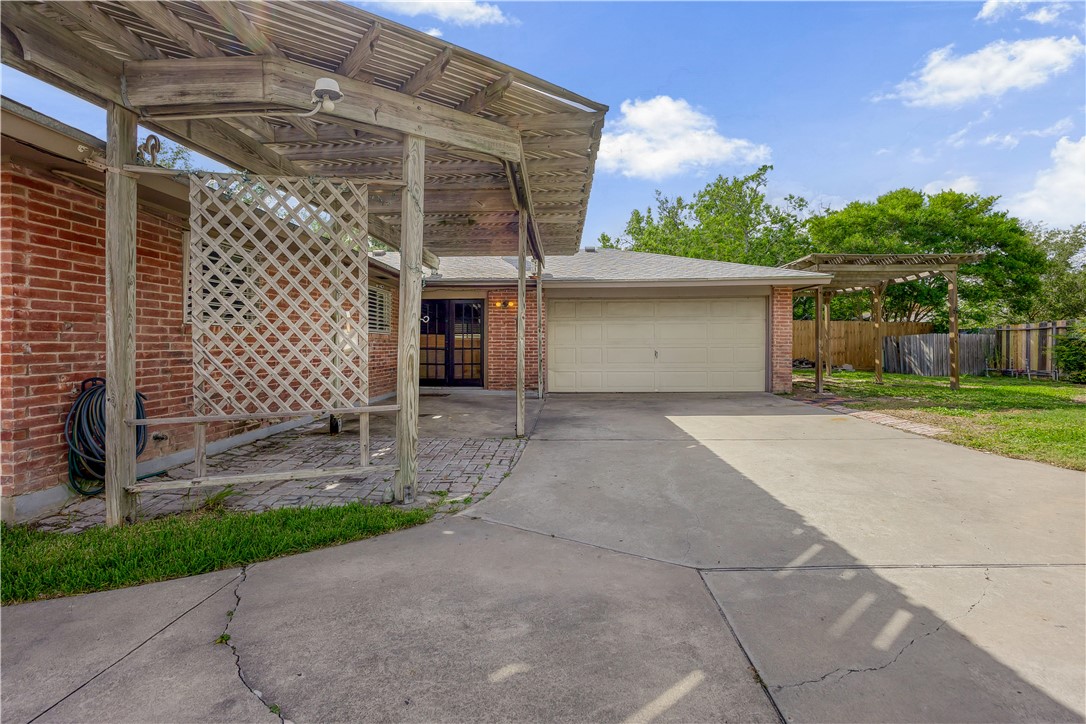 4530 Snead Drive Corpus Christi TX 78413