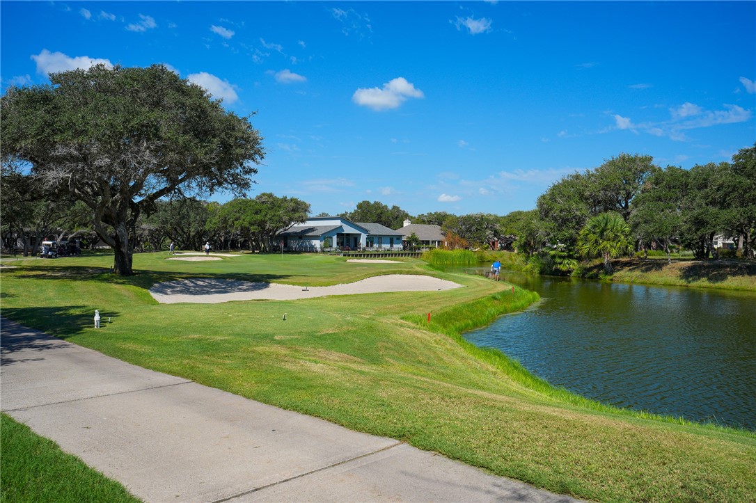 6 Saint Andrews Place Rockport TX 78382