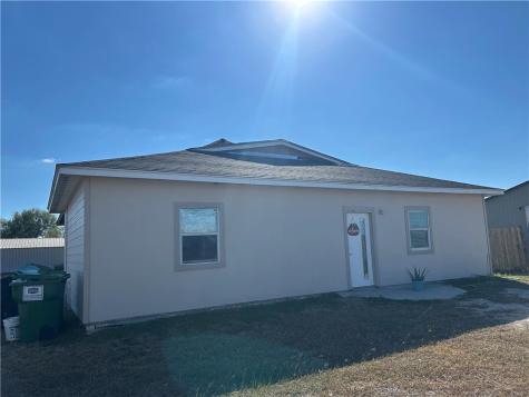 3501 S Granado Drive Robstown TX 78380