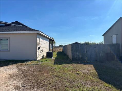 3501 S Granado Drive Robstown TX 78380