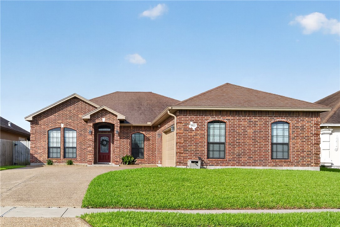 6821 Jets Court Corpus Christi TX 78414