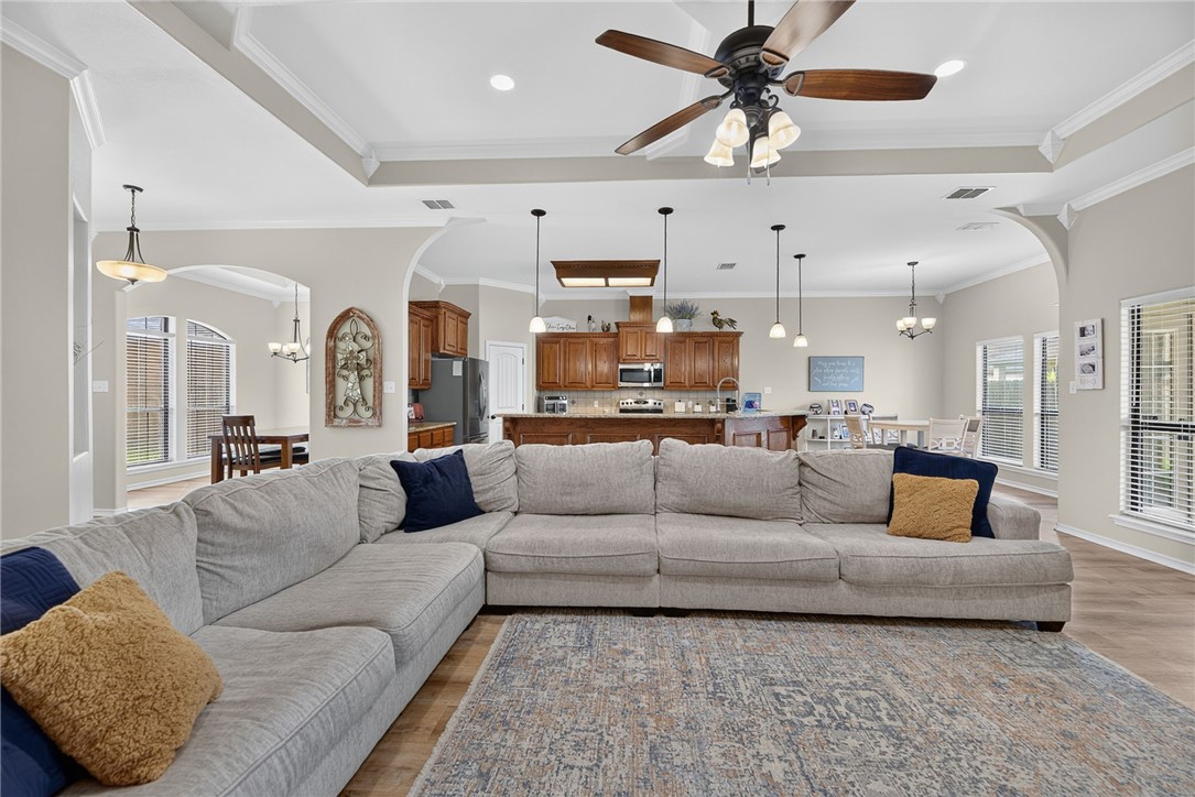 6821 Jets Court Corpus Christi TX 78414