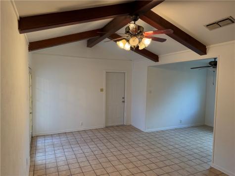 1905 Rettye Drive Kingsville TX 78363
