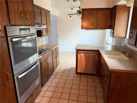 1905 Rettye Drive Kingsville TX 78363