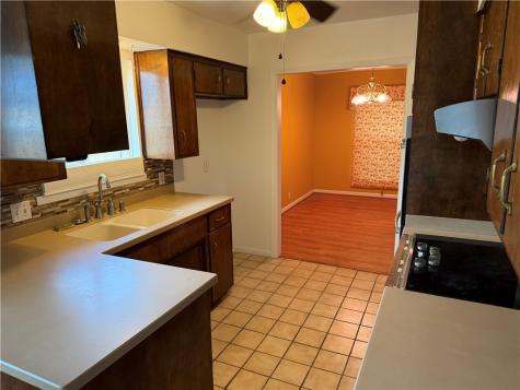 1905 Rettye Drive Kingsville TX 78363