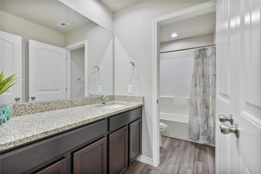 1346 Alexandra Park Lane Corpus Christi TX 78415
