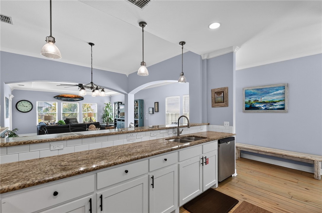 495 Paradise Pointe Drive Port Aransas TX 78373
