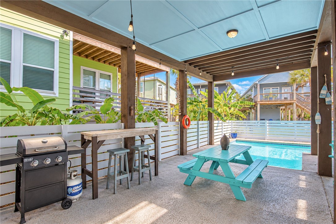 495 Paradise Pointe Drive Port Aransas TX 78373